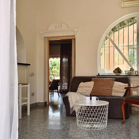 Alpesi faház Charming Family Close To Marbella